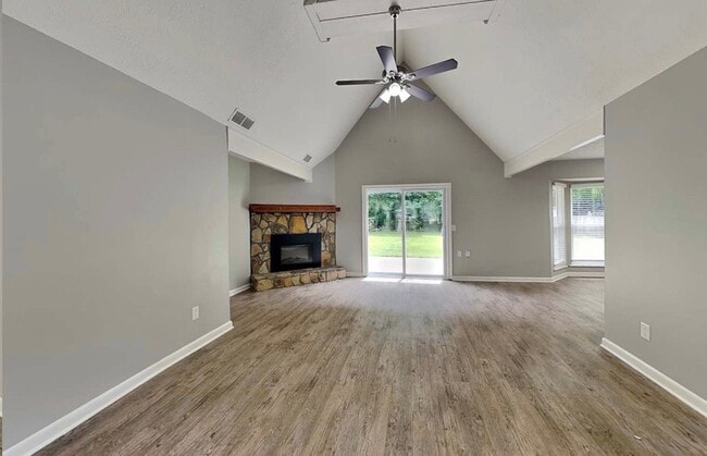 Photo - 2621 Hereford Ct SW