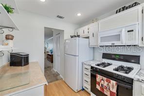 Photo - 5357 81st St N Unidad 23