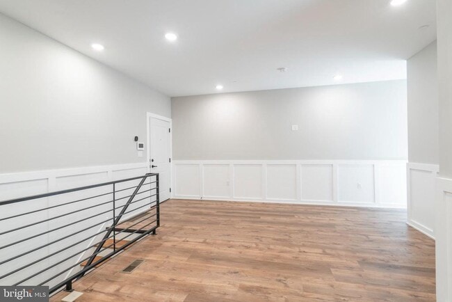 Photo - 435 N 35th St Unit B