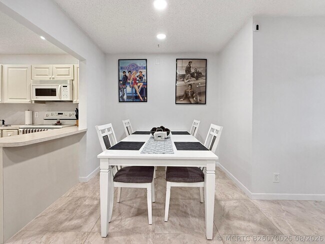 Photo - 232 Pine HOV Cir Unit C2