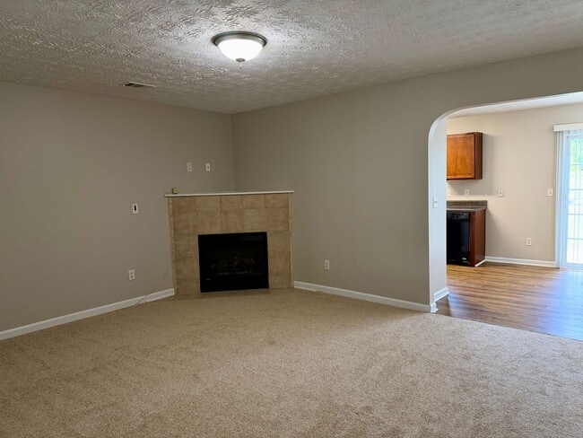 Photo - Remodeled 3 bedroom townhouse in Jonesboro