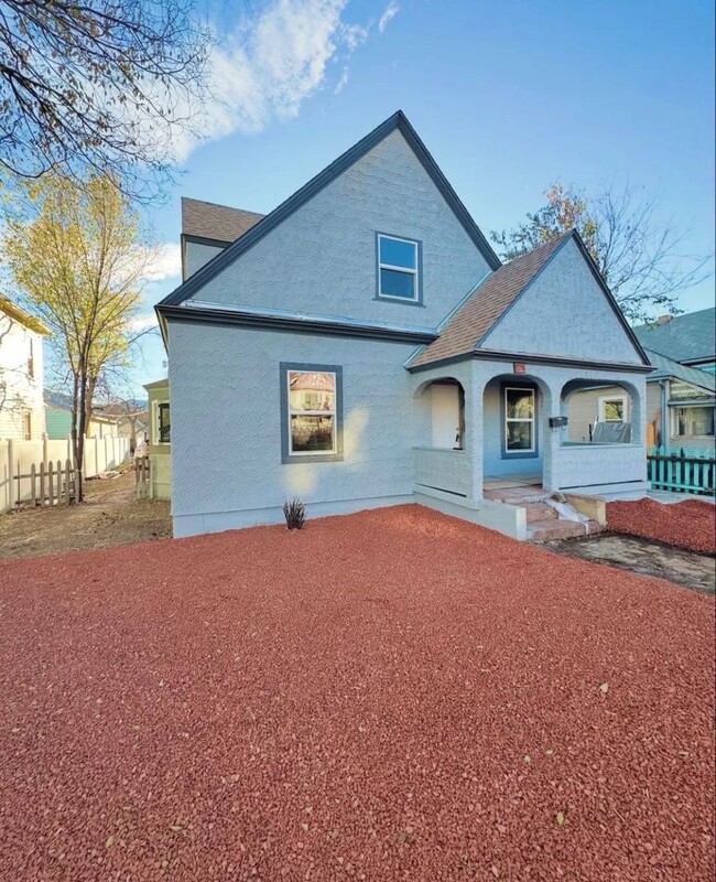 Building Photo - 719 W Colorado Ave Unit 3