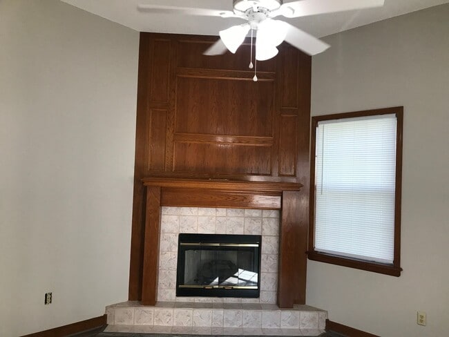 Photo - {1601} Spacious Duplex + Two Car Garage + Finished Basement + Fort Osage School District