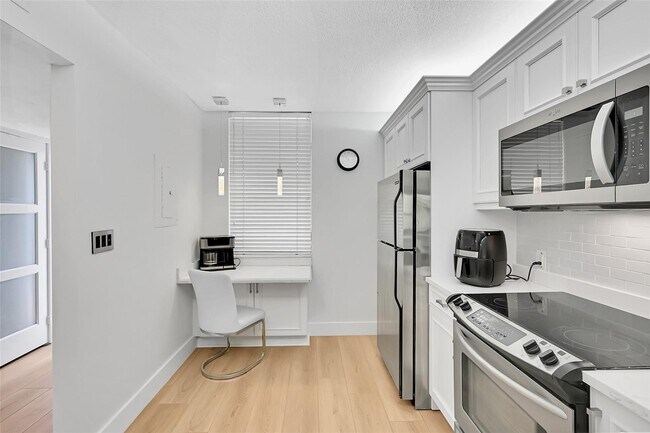 Photo - 2660 Carambola Cir N Condo Unit 202