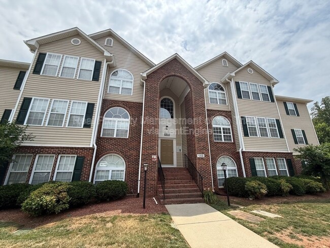 Building Photo - 521 Mill Pond Dr