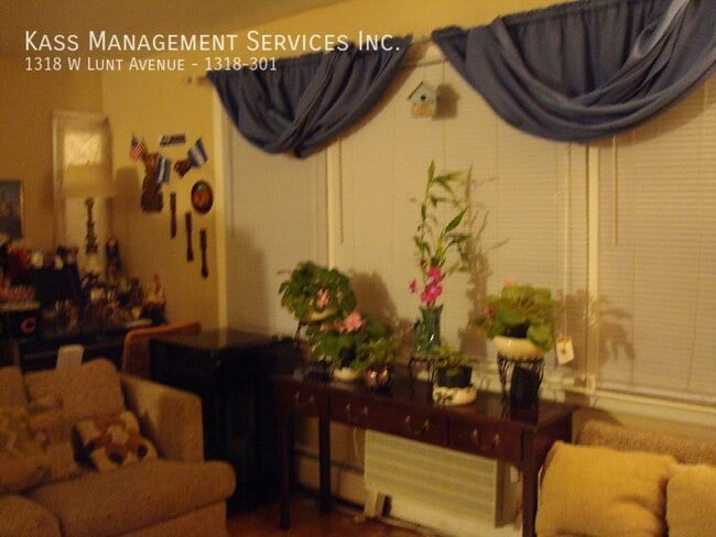 Photo - 1318 W Lunt Ave Unit 1318-301