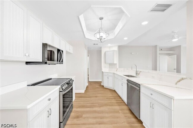 Photo - 14819 Laguna Dr Unidad 403