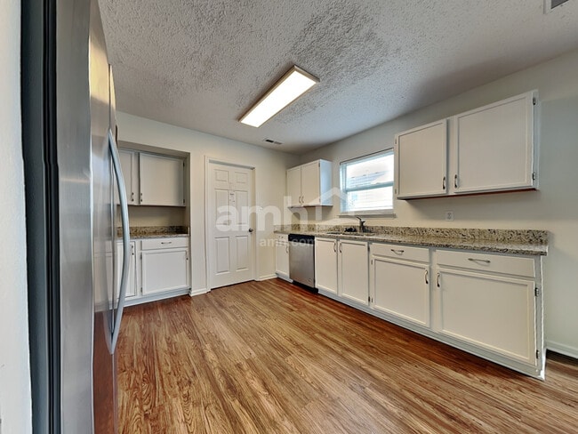 Photo - 9951 Sapphire Berry Ln
