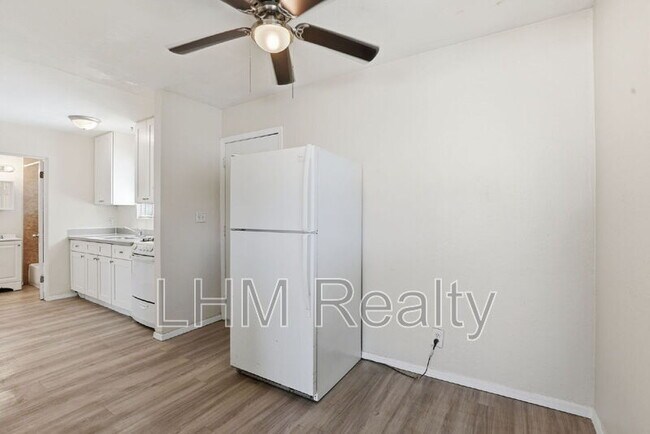 Photo - 1713 N 31st Pl Unit Apt 1