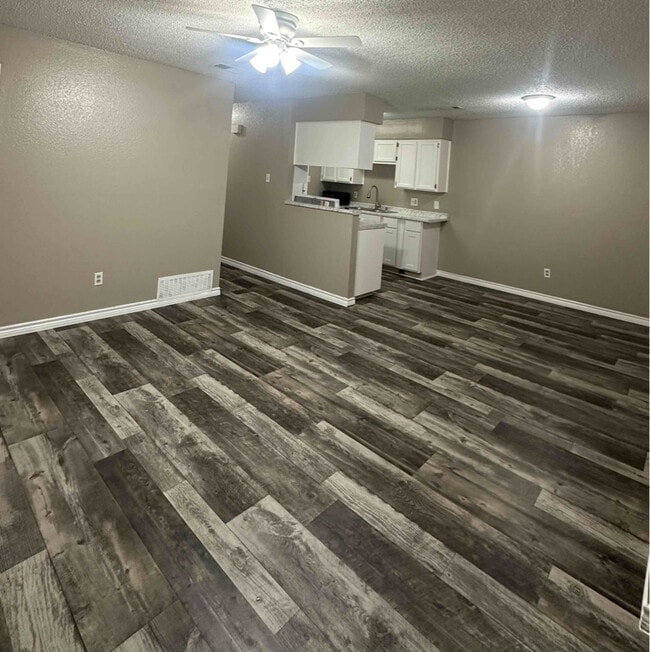 4913 Jamesway Rd Unit C