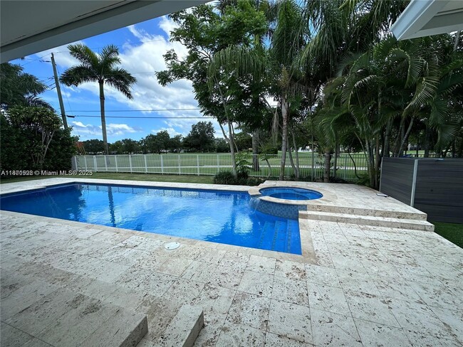 Photo - 1310 Blue Rd
