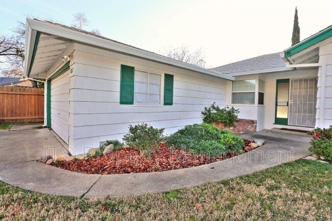 Photo - 1817 Vesta Way