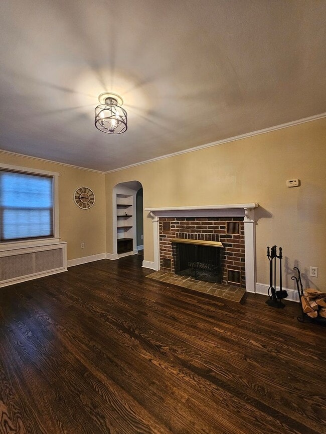 Photo - 102 N Forrest St