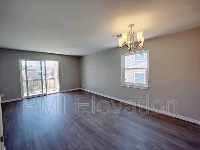 Photo - 1239 S Gilbert St