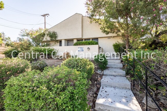 Building Photo - 4207 Eton St Unit 1