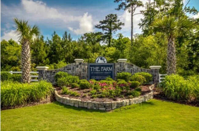 Photo - 2668 Scarecrow Way