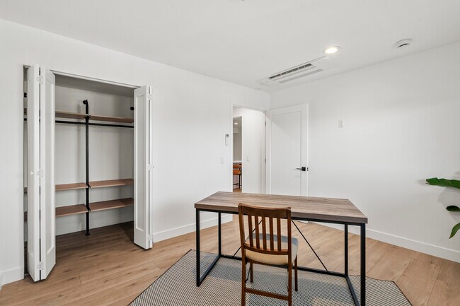 Photo - 2Fifty Luxury Apartments