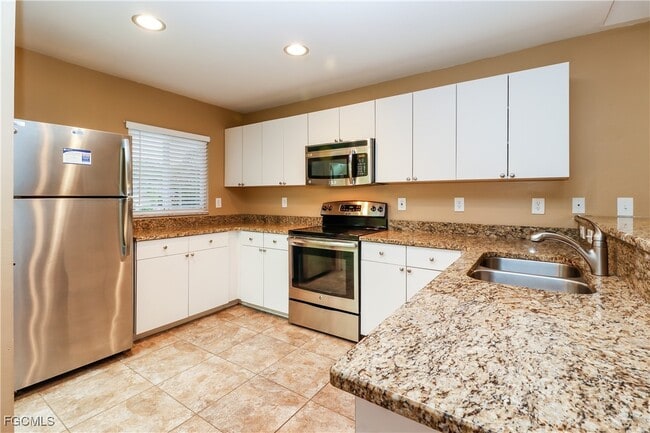 Photo - 3016 SW 6th Ave