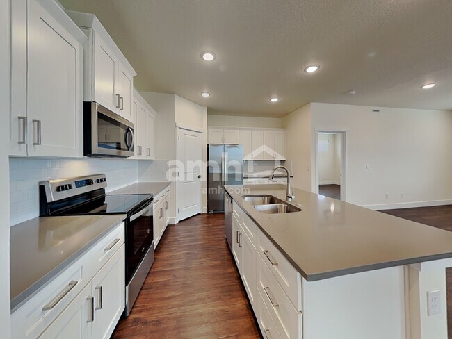 Photo - 2990 N Vigo Ave