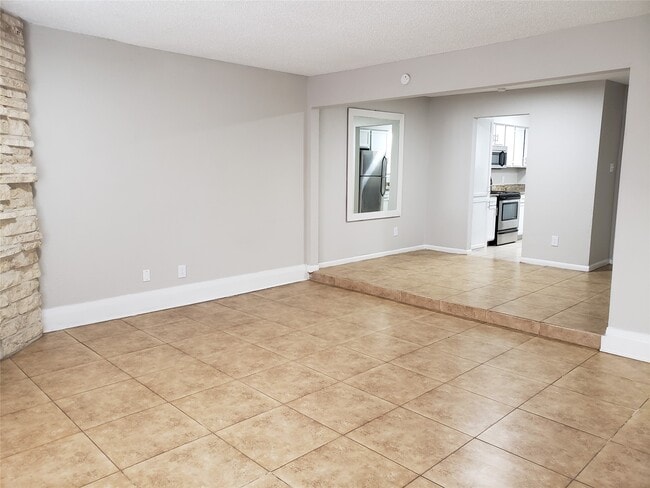 Photo - 2277 S Kirkwood Rd Unit 1115