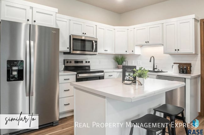 Photo - Modern & Spacious 3-Bedroom Townhome on Sioux Falls’ West Side