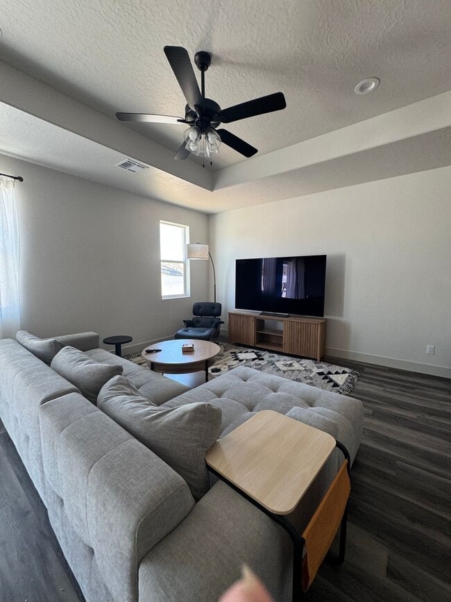 Photo - Beautiful Furnished New Build For Rent In Elko!
