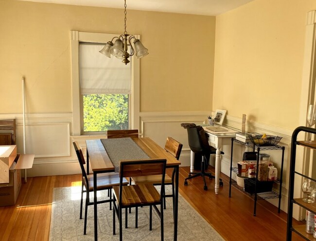 Photo - 36 Beaconsfield Rd Unit 2