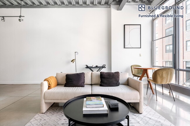 23 Sidney St Unit SI FL2-ID1248