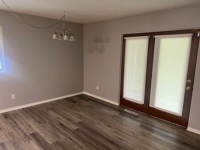 Photo - 3733 S Ohio Ave