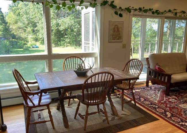 Photo - 352 E Hadley Rd