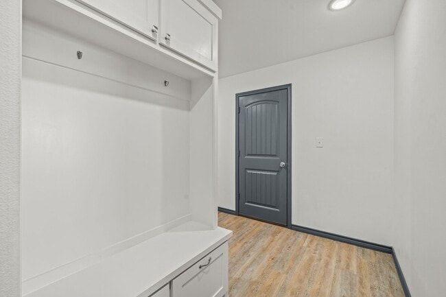Photo - 8536 E County Rd 5500