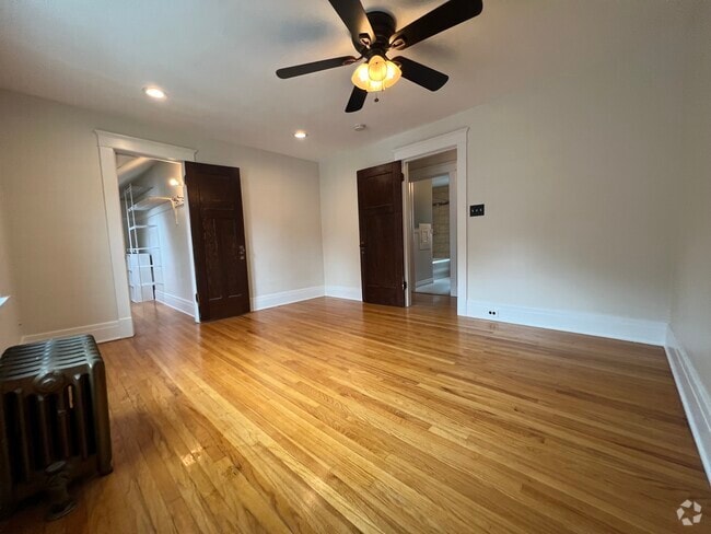 Building Photo - 61 Hirschfield Dr Unit Upper Rental