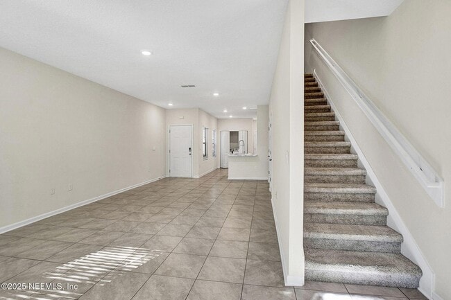 Photo - 7625 Legacy Trl