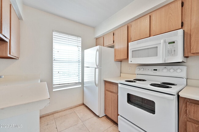 Photo - 4410 N Longview Ave