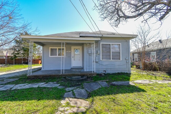 Building Photo - 3715 Eutopia St