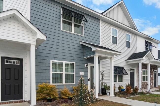 Photo - 2 Bed 2.5 Bath Townhome