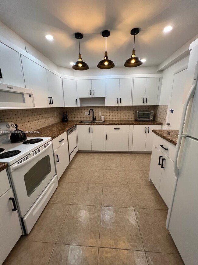 Photo - 10150 Collins Ave Unit 204S