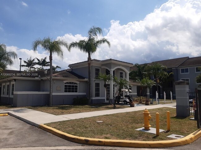 Photo - 15480 SW 284th St Unidad 2305