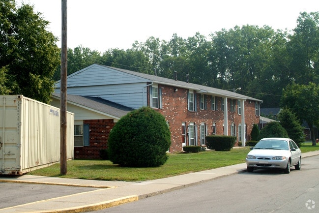 Photo - Woodside Square Apartments