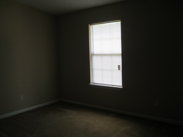 Photo - 103 Chance Ln