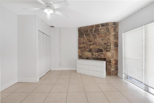 Photo - 700 SW 67th Ave