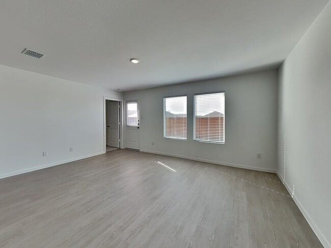 Photo - 1813 Equine Retreat Wy