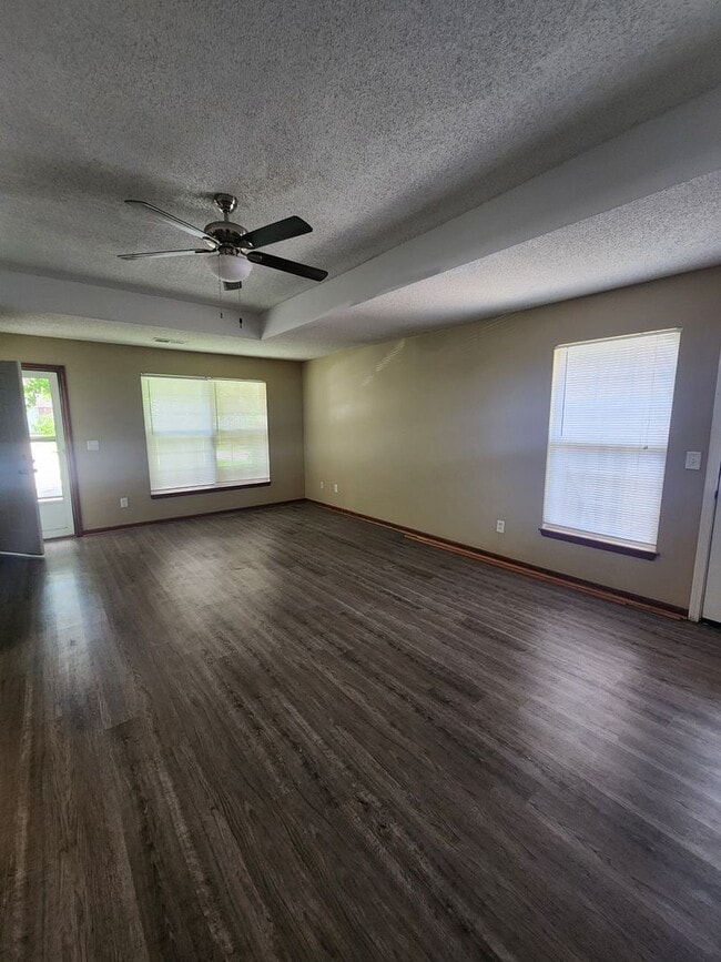 Photo - 3 Bedroom 2 Bath Duplex in Oak Grove