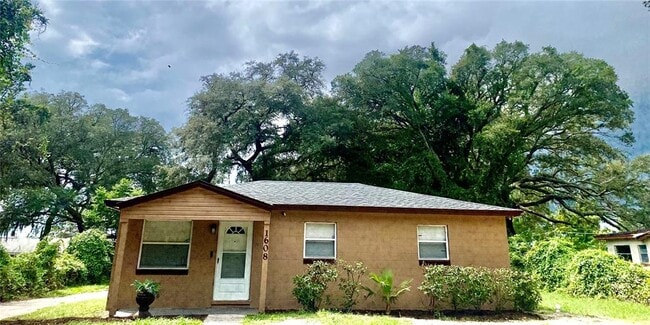 Building Photo - 1608 Long Ln Rental