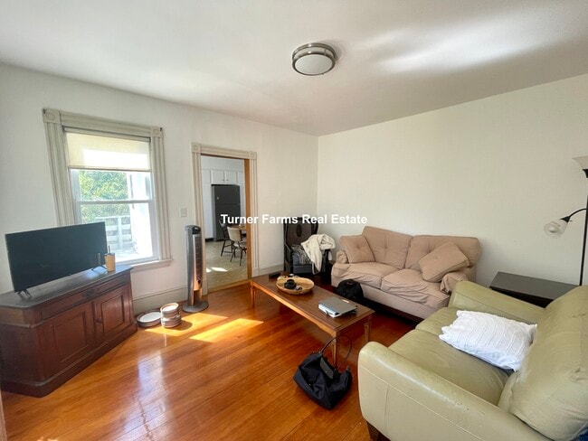 Photo - 80 Curtis St Unit House