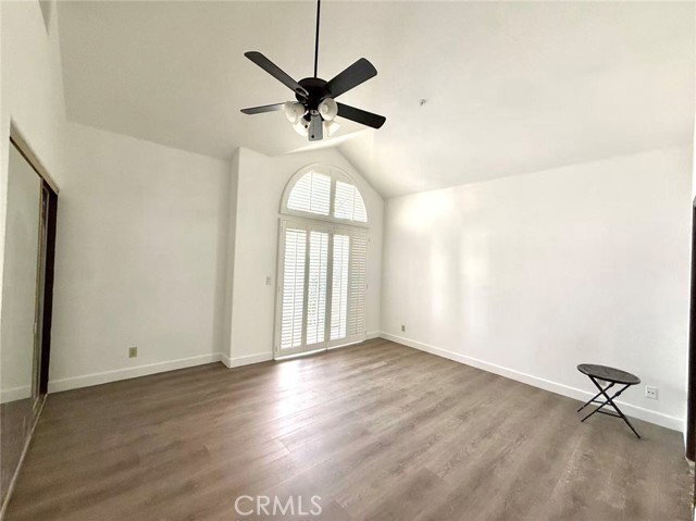 Photo - 3100 W Riverside Dr