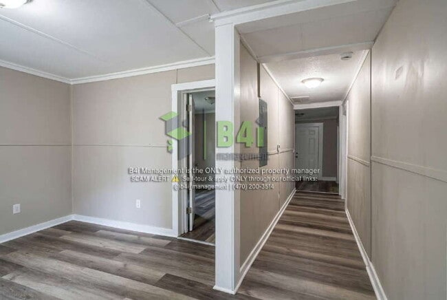 Photo - 907 L S Glencamp Way