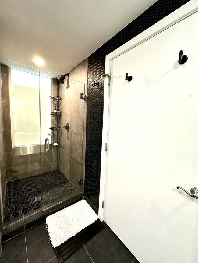 Photo - 2135 Washington Ct