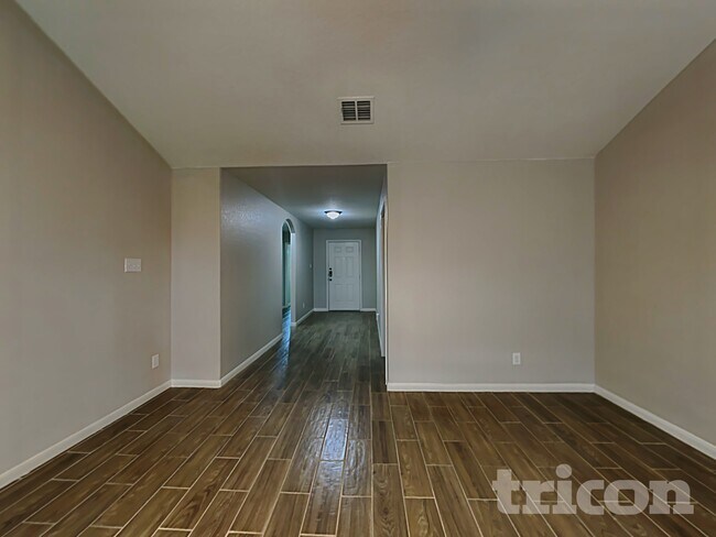 Photo - 6219 Still Meadow