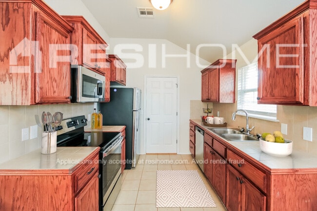 Photo - 417 Choctaw Gate Dr